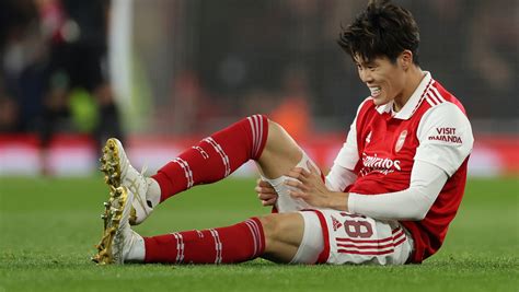 Arsenal defender Tomiyasu has knee surgery, done for season